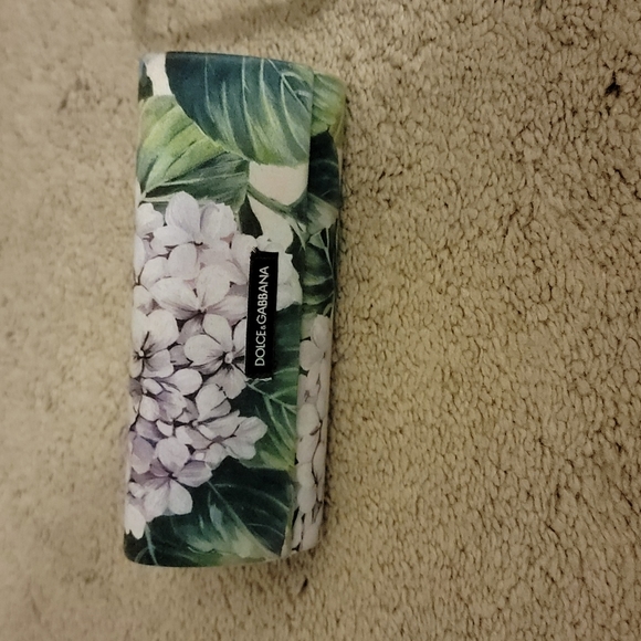 Prescription eyeglasses - Picture 3 of 3